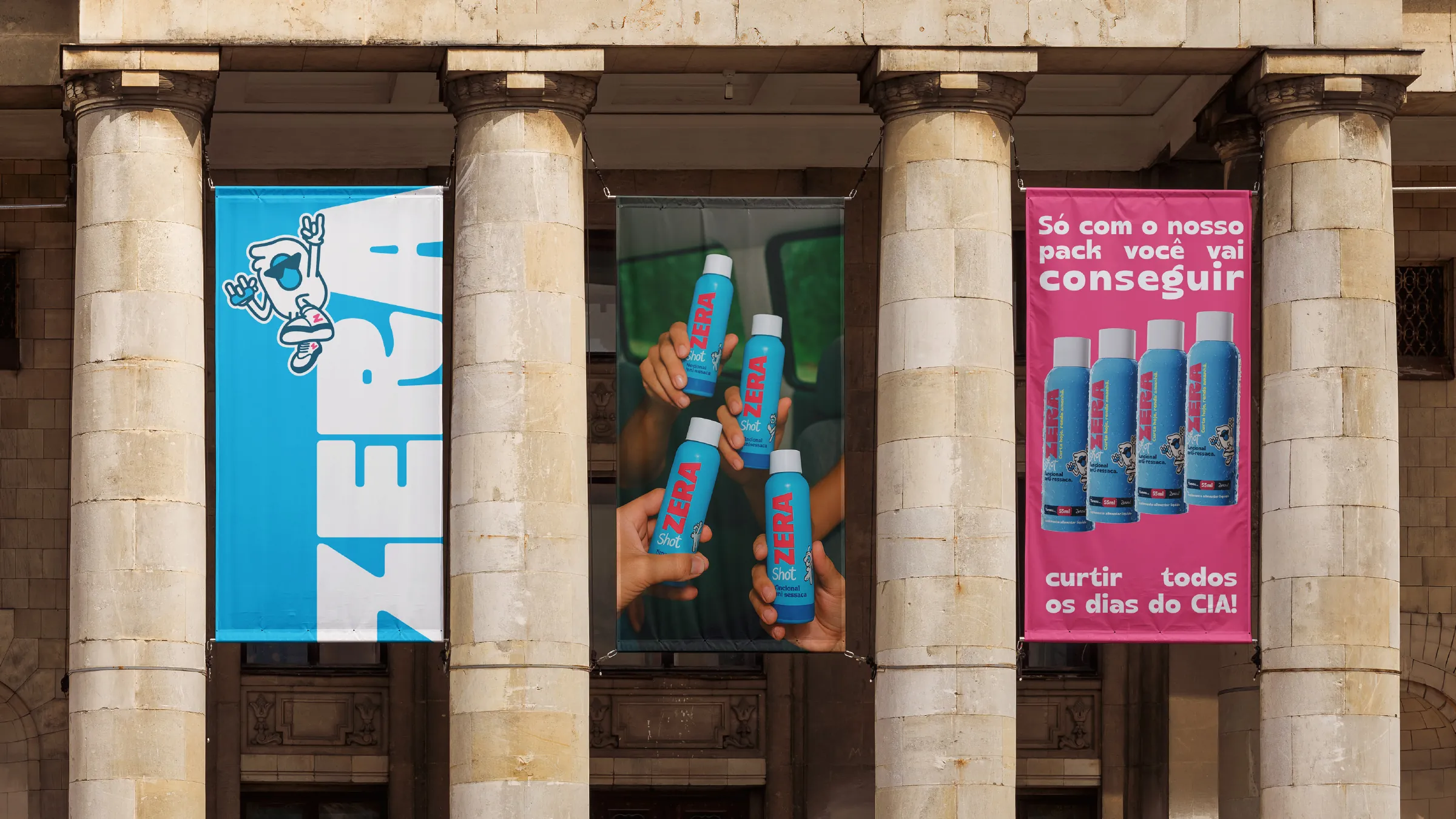 Banners da Zera Shot numa fachada
